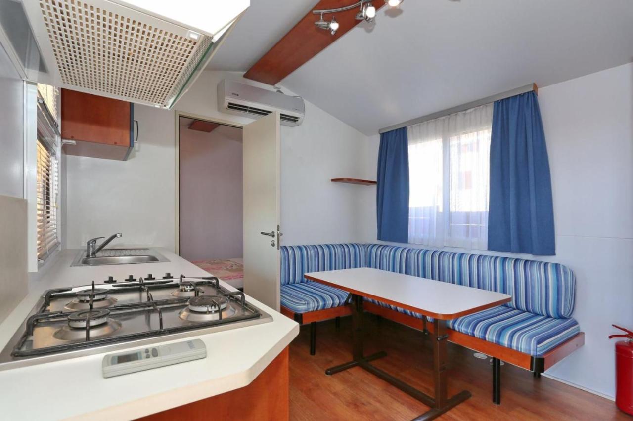 Poolside Mobile Home 图兰杰 外观 照片